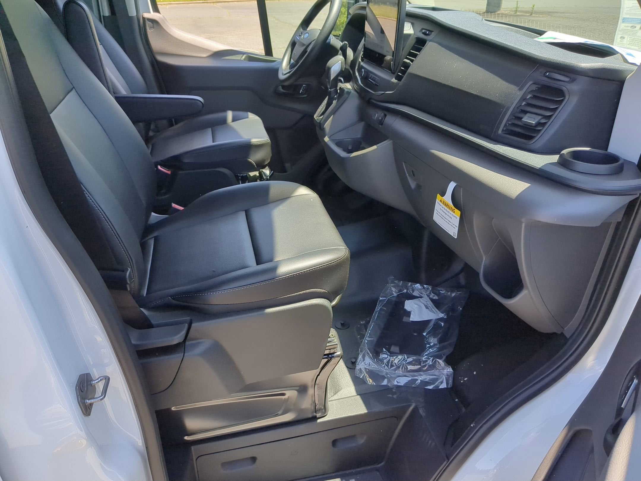 2026 Ford Transit Cargo Van Base