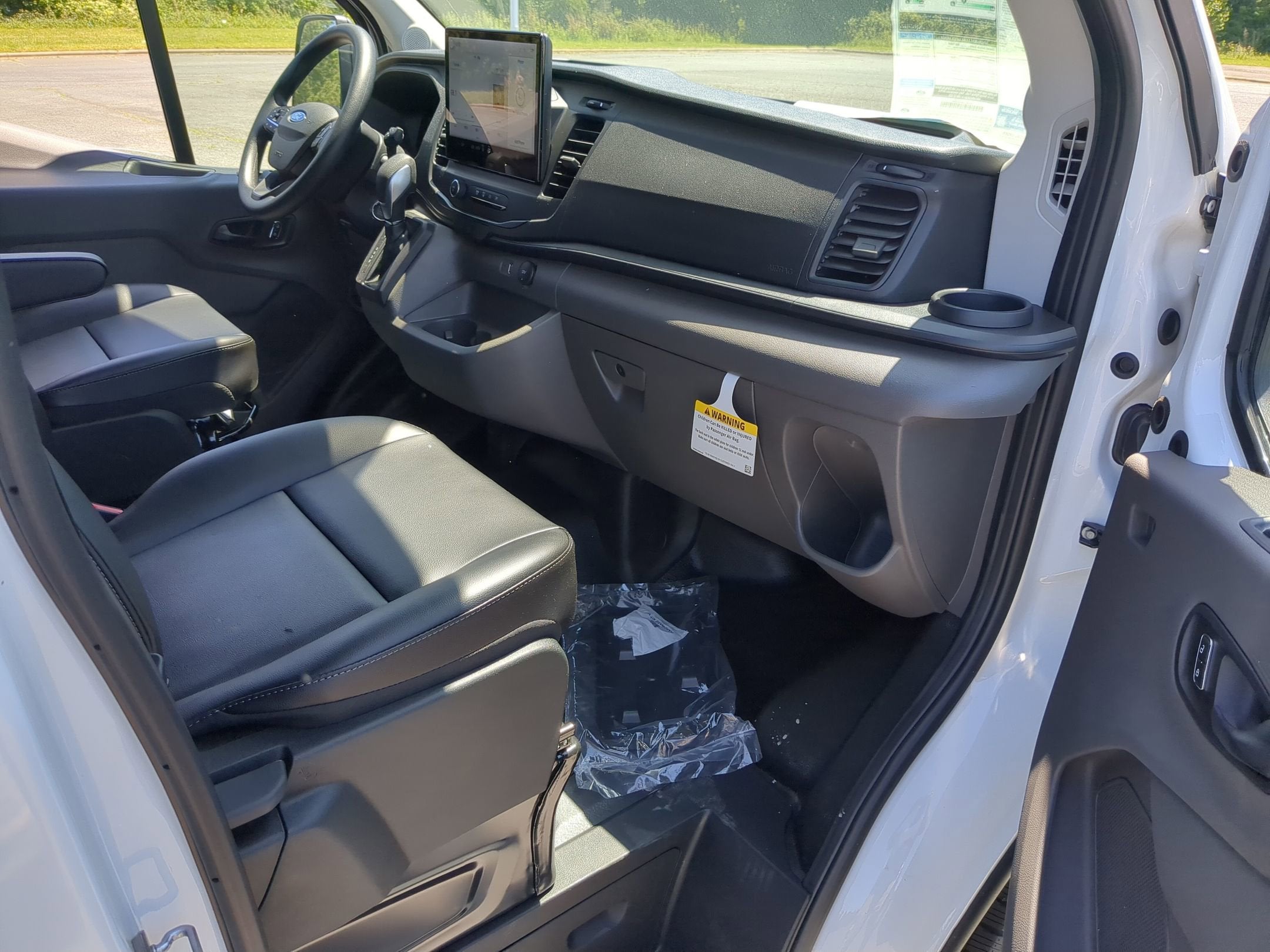 2026 Ford Transit Cargo Van Base