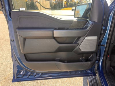 2022 Ford F-150 Lightning LARIAT