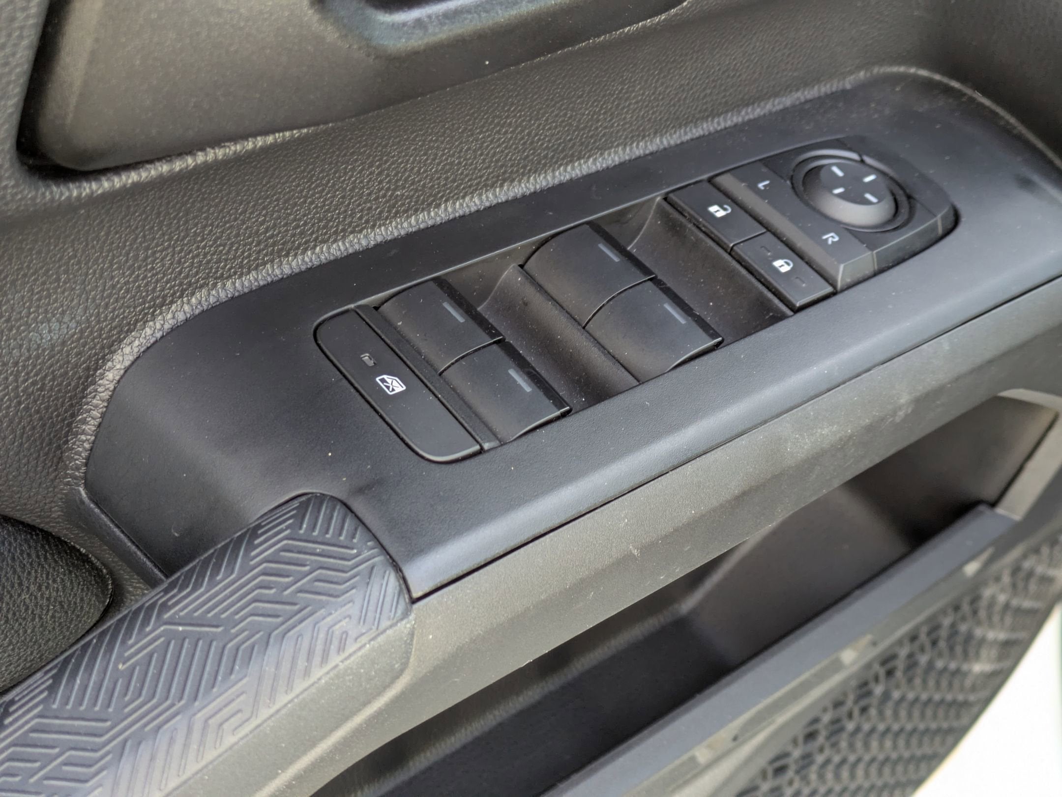 2024 Toyota Tacoma 2WD SR5