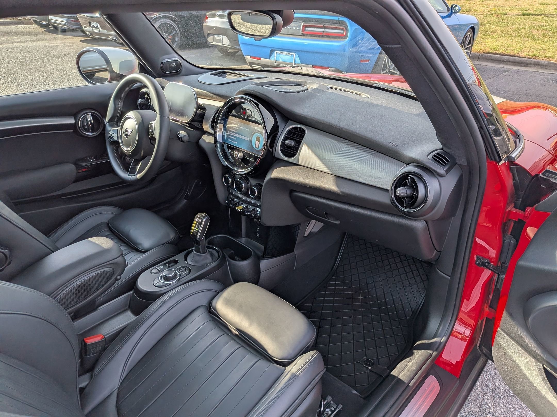 2023 MINI Hardtop 2 Door Cooper SE Signature