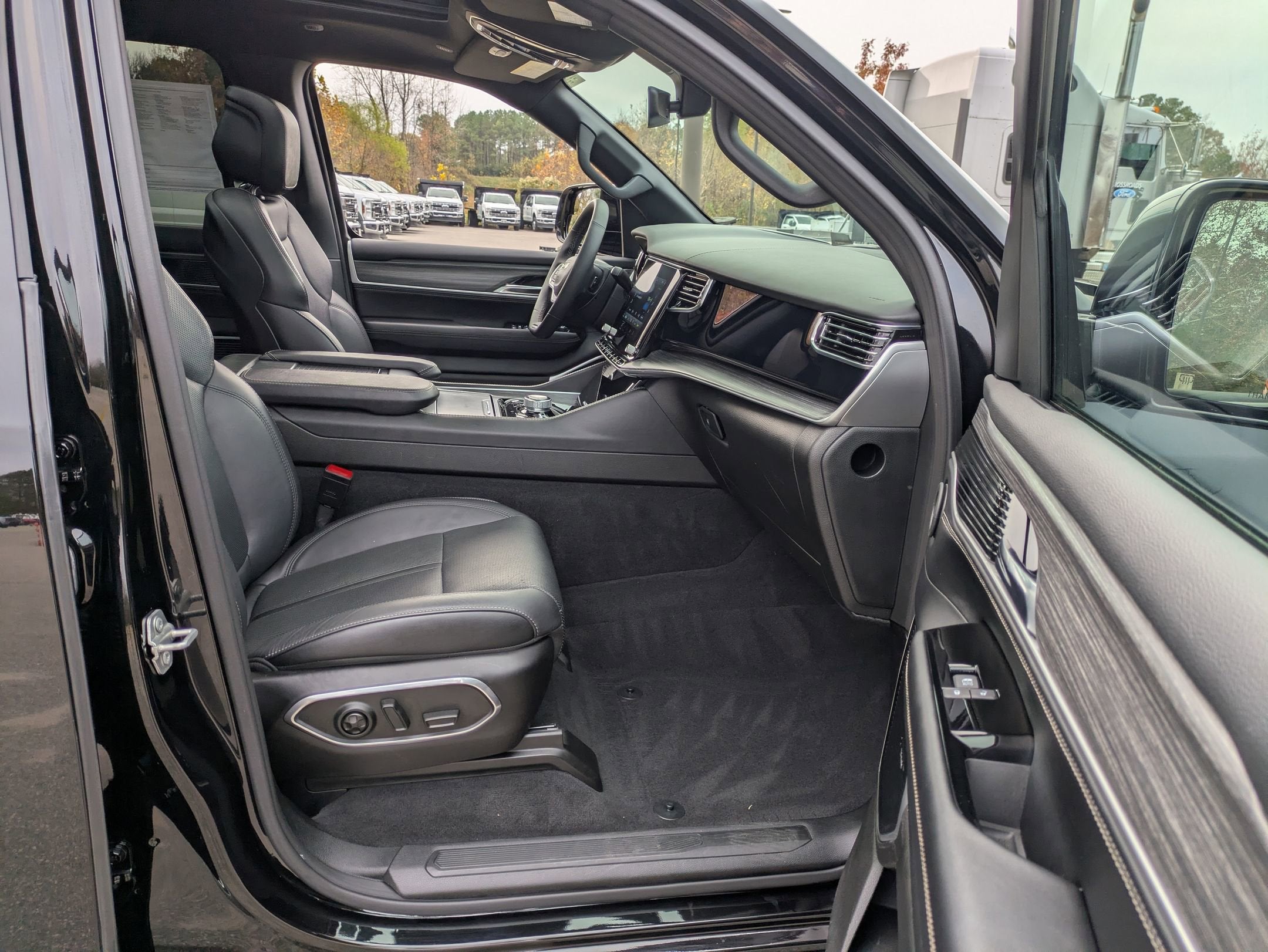 2024 Jeep Wagoneer Series III