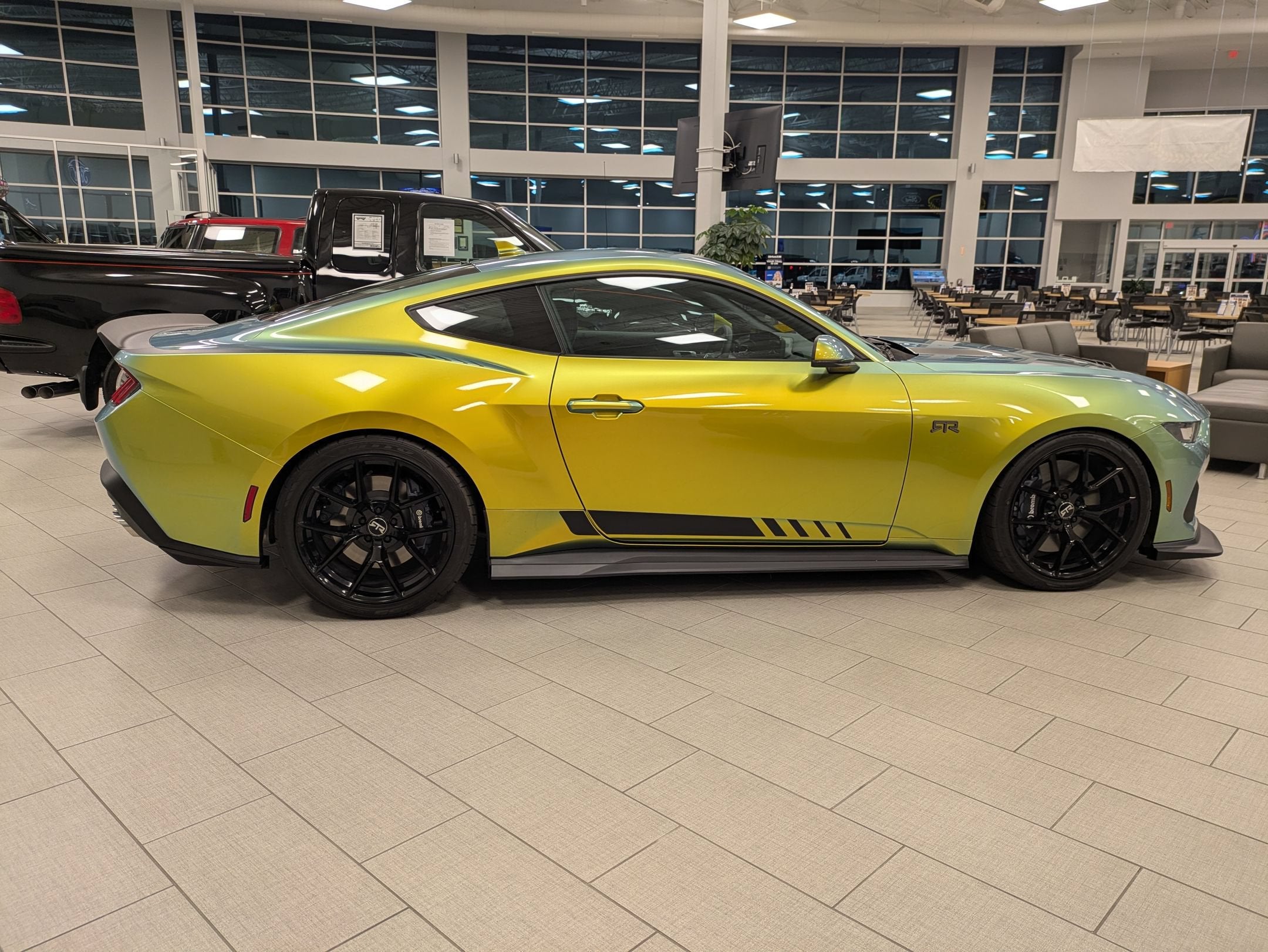 2025 Ford Mustang GT Premium