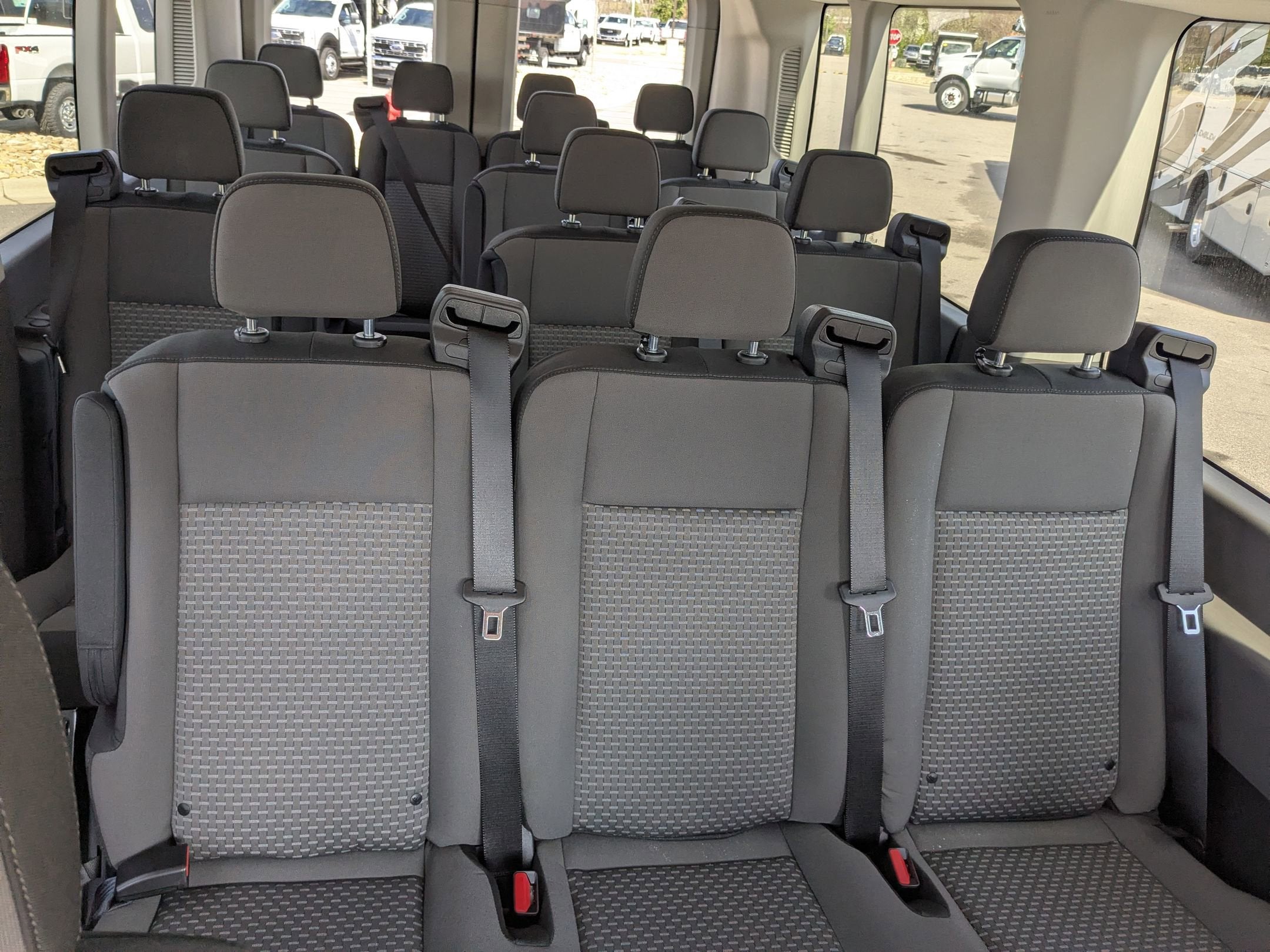 2026 Ford Transit Passenger Wagon XLT