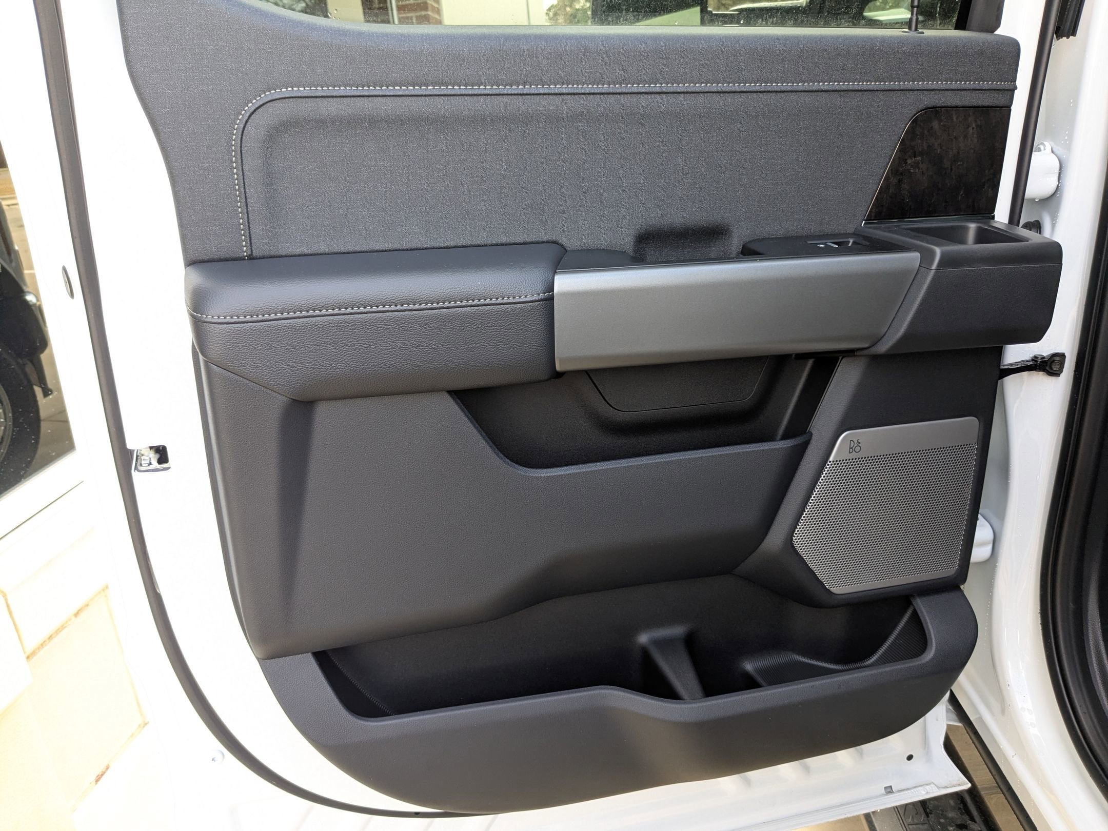 2026 Ford Super Duty F-450 DRW LARIAT