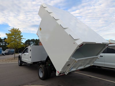 2025 Ford Super Duty F-550 DRW XL