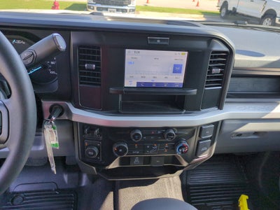 2026 Ford Super Duty F-550 DRW XL