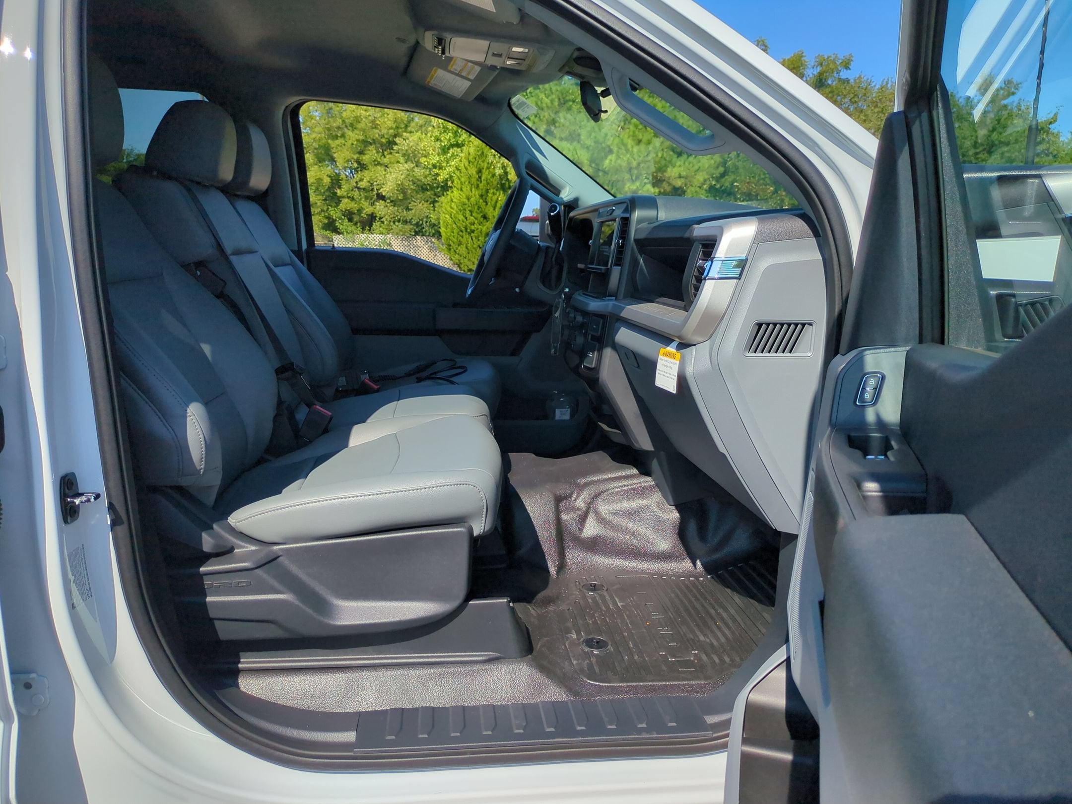 2026 Ford Super Duty F-550 DRW XL