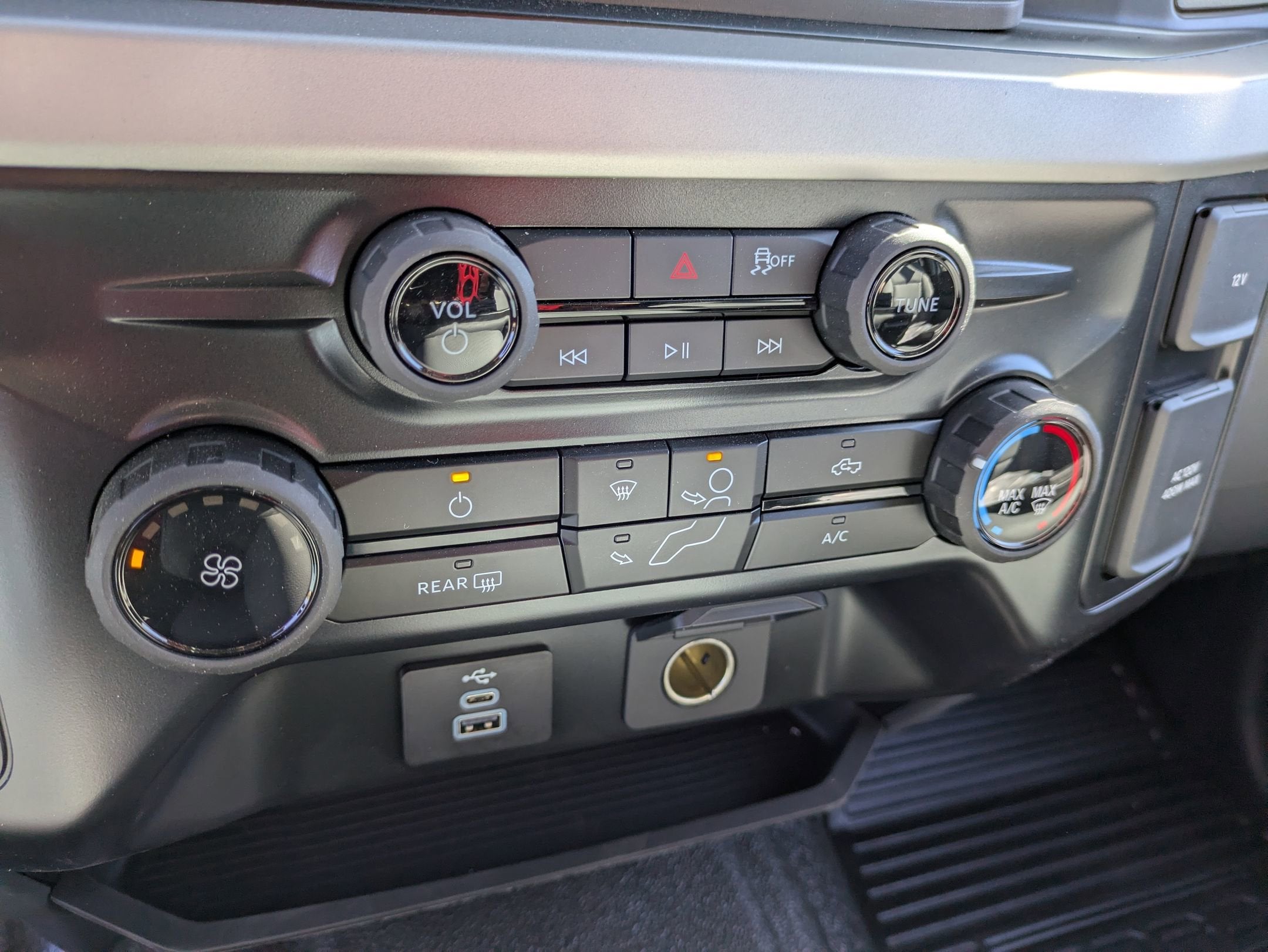 2026 Ford Super Duty F-550 DRW XL