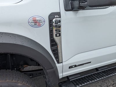 2025 Ford Super Duty F-550 DRW XL