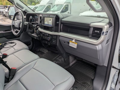 2026 Ford Super Duty F-350 DRW XL