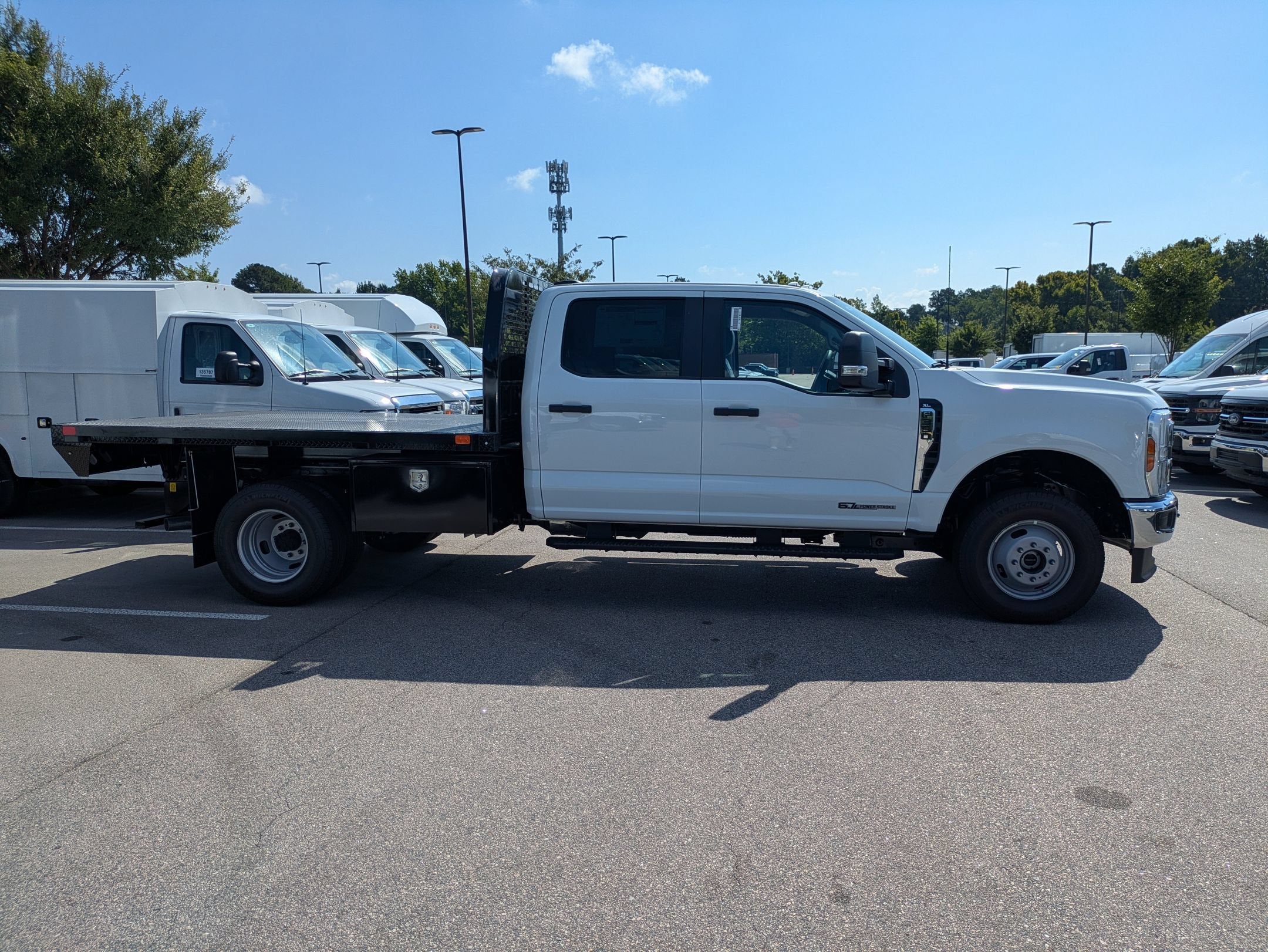 2026 Ford Super Duty F-350 DRW XL