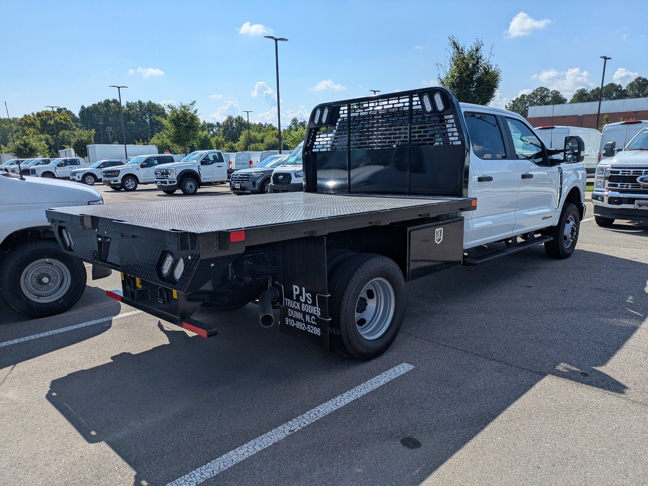 2026 Ford Super Duty F-350 DRW XL