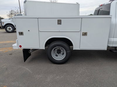 2026 Ford Super Duty F-350 DRW XL