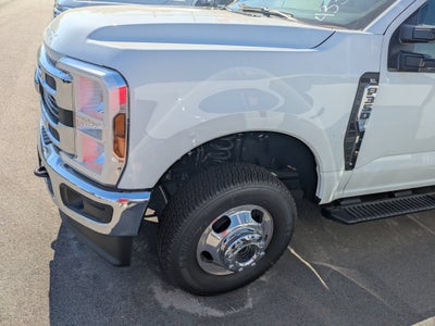 2026 Ford Super Duty F-350 DRW XL