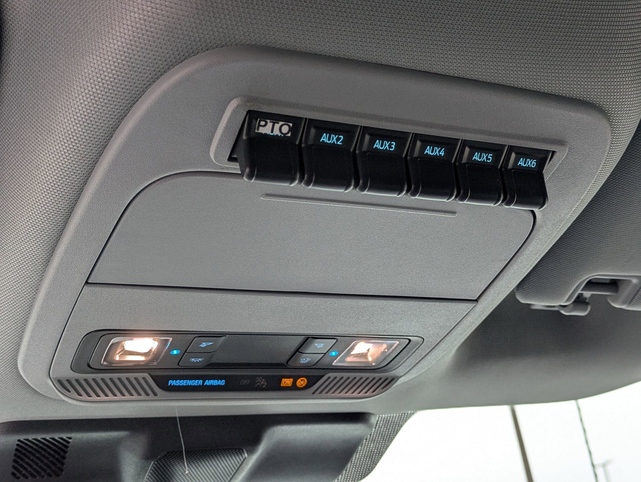 2026 Ford Super Duty F-550 DRW XL