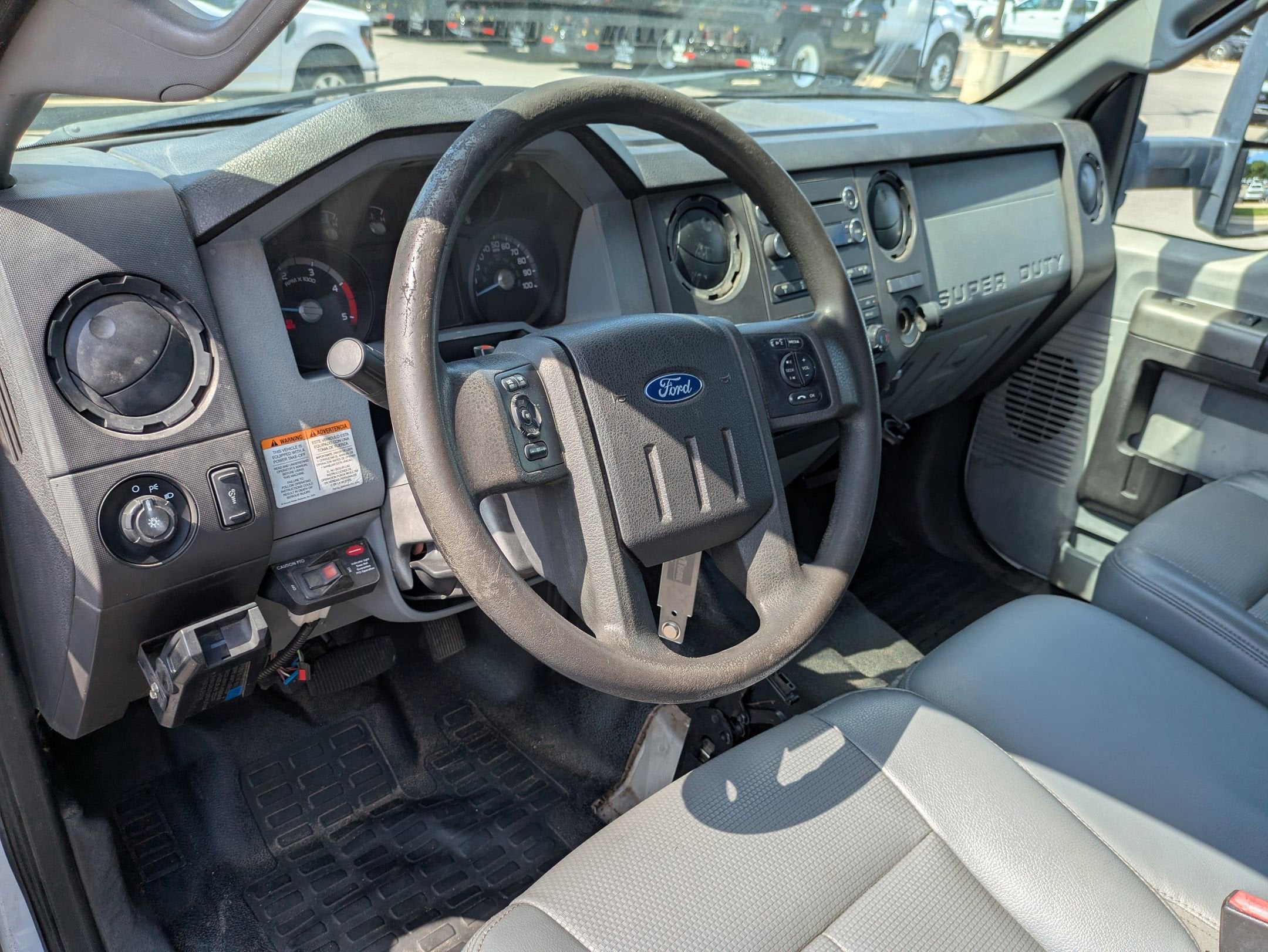 2017 Ford F-750SD Base