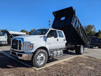 2026 Ford F-750SD Base