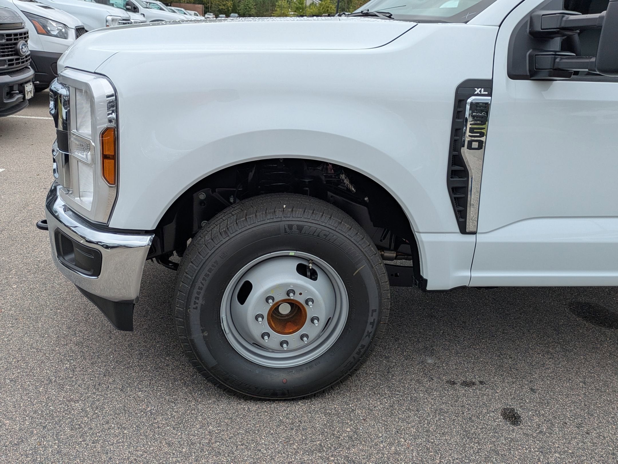 2026 Ford Super Duty F-350 DRW XL