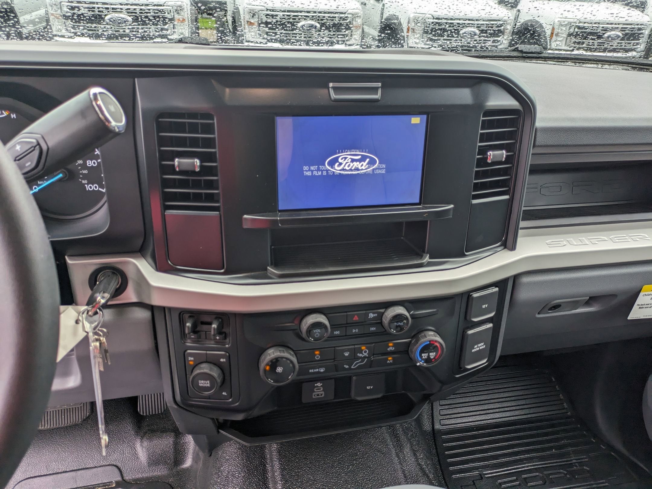 2025 Ford Super Duty F-550 DRW XL