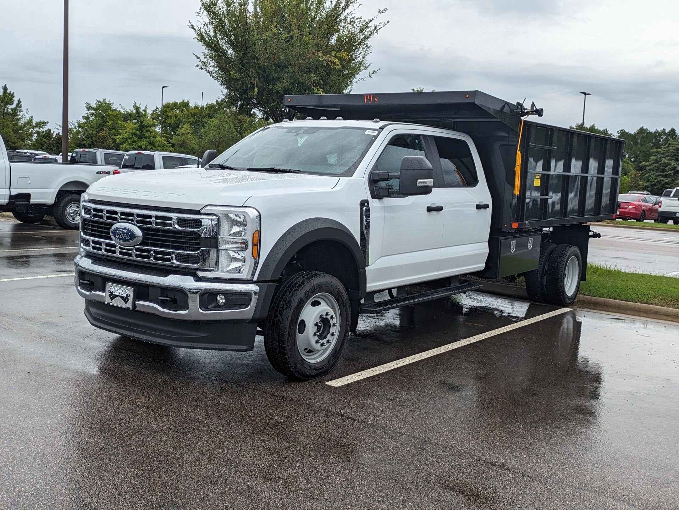 2025 Ford Super Duty F-550 DRW XL