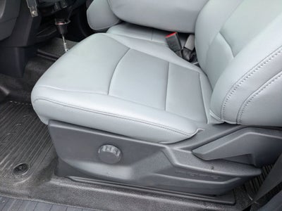 2025 Ford Super Duty F-550 DRW XL