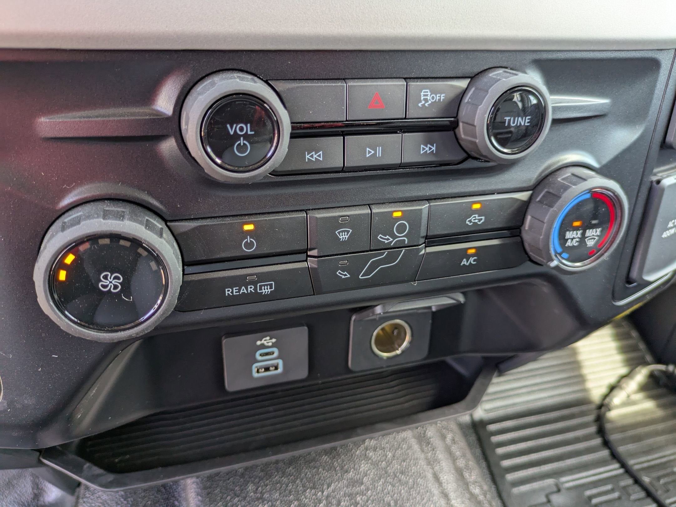 2025 Ford Super Duty F-550 DRW XL