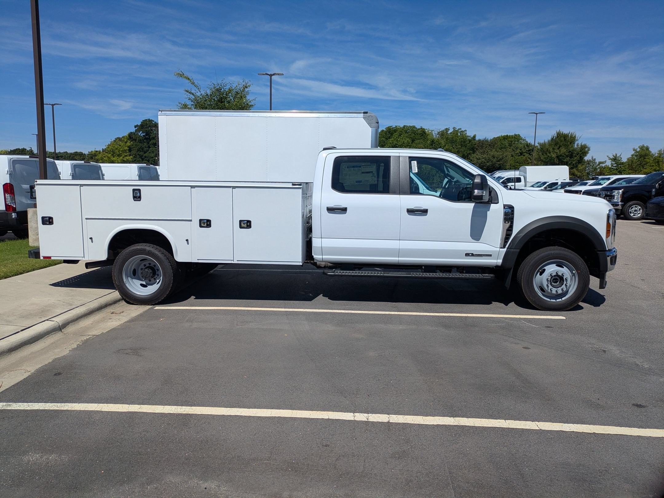2026 Ford Super Duty F-550 DRW XL