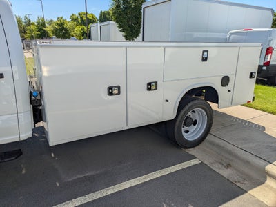 2026 Ford Super Duty F-550 DRW XL