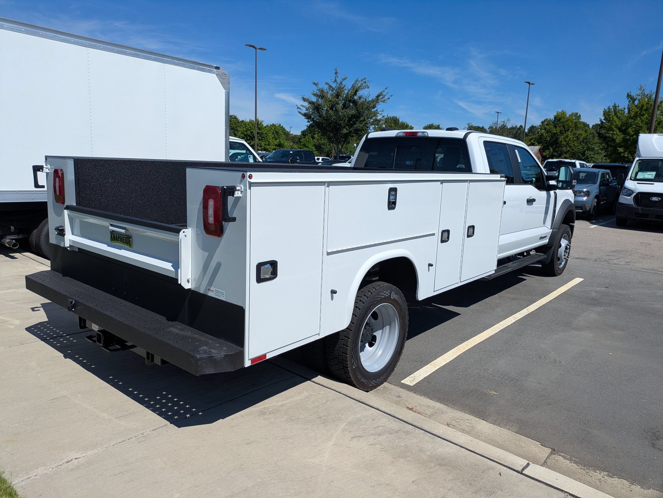 2026 Ford Super Duty F-550 DRW XL