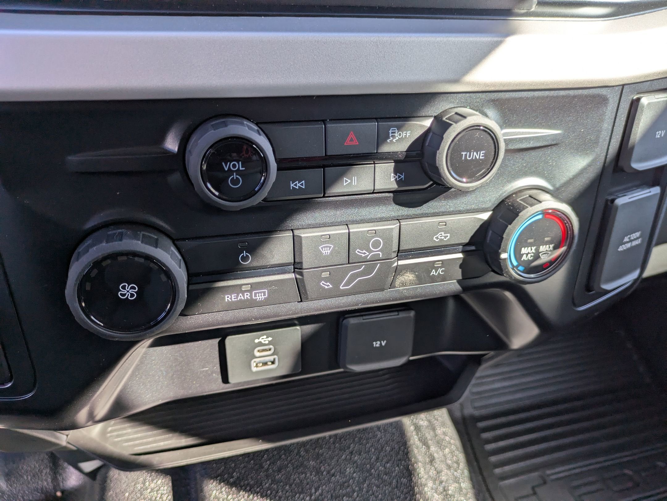 2026 Ford Super Duty F-550 DRW XL