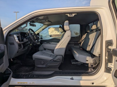 2026 Ford Super Duty F-550 DRW XL