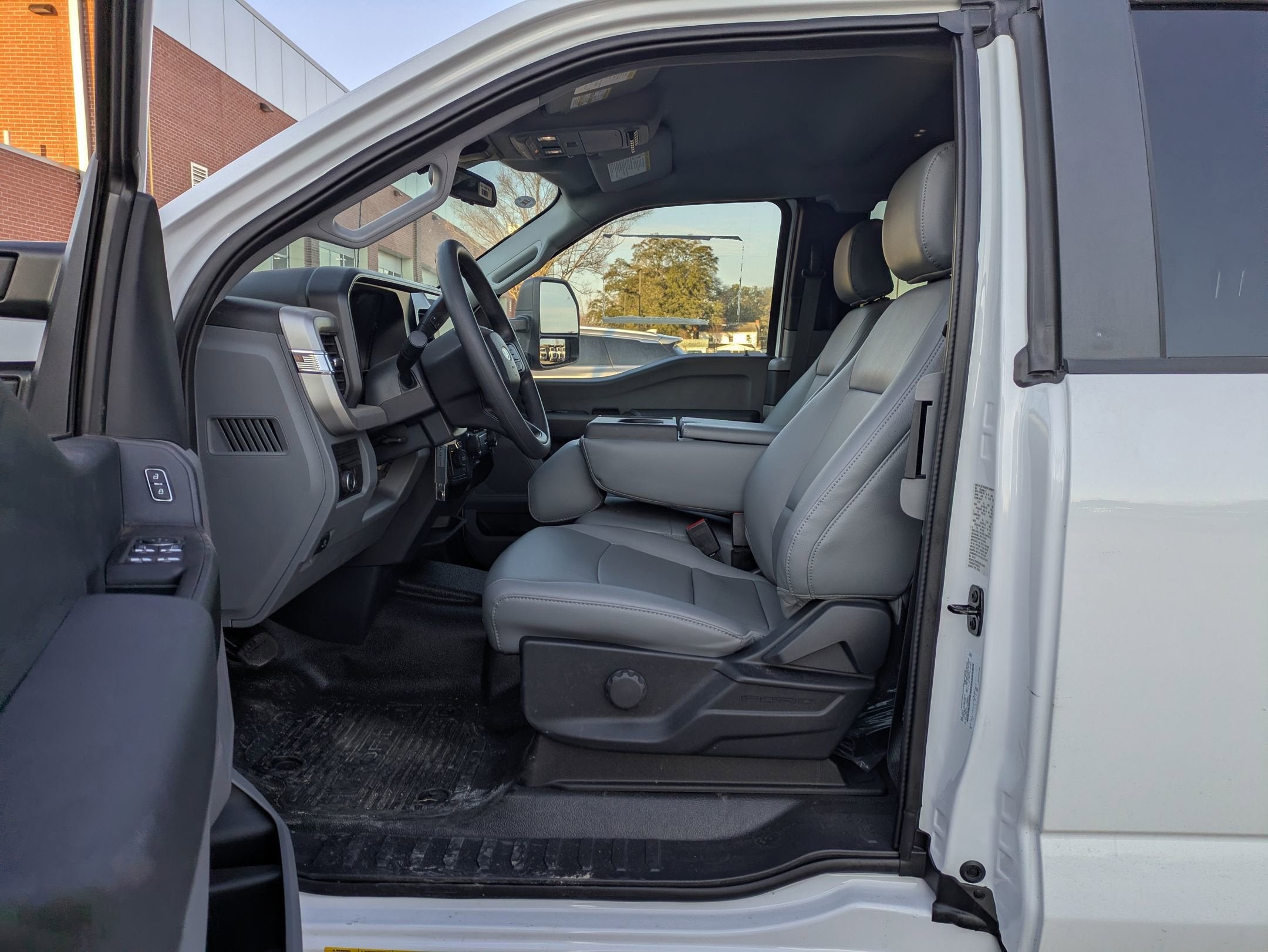 2026 Ford Super Duty F-550 DRW XL