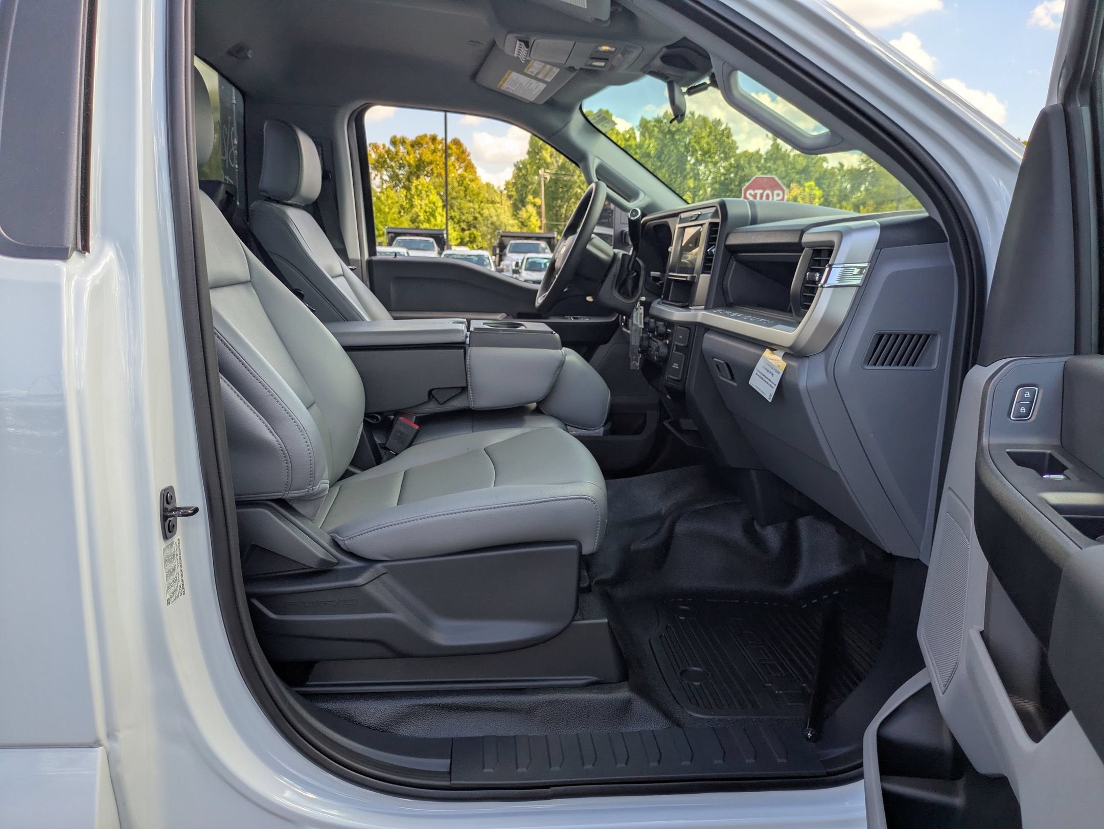 2026 Ford Super Duty F-450 DRW XL