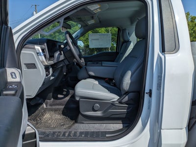 2025 Ford Super Duty F-550 DRW XL