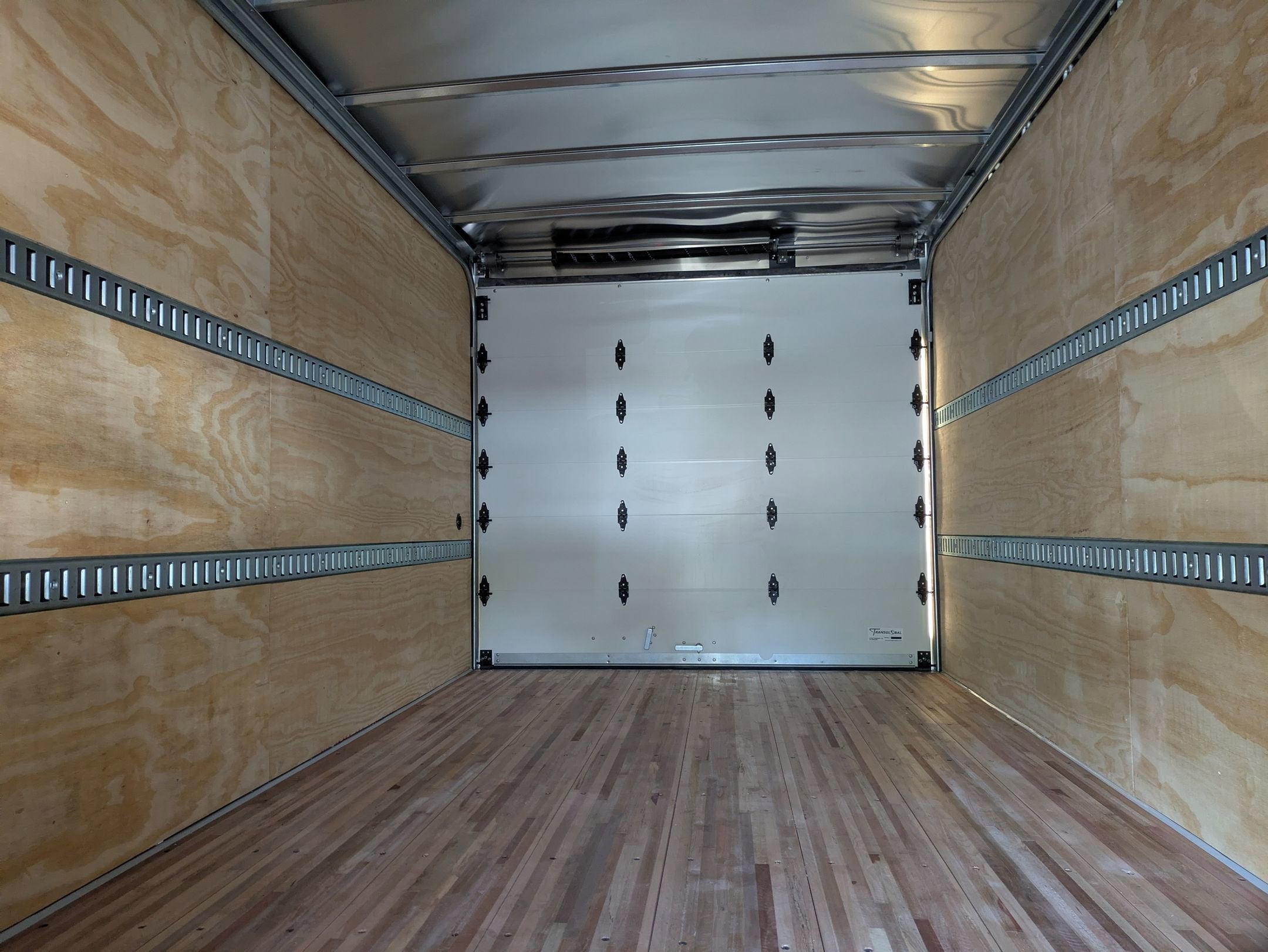 2027 Ford E-Series Cutaway Base