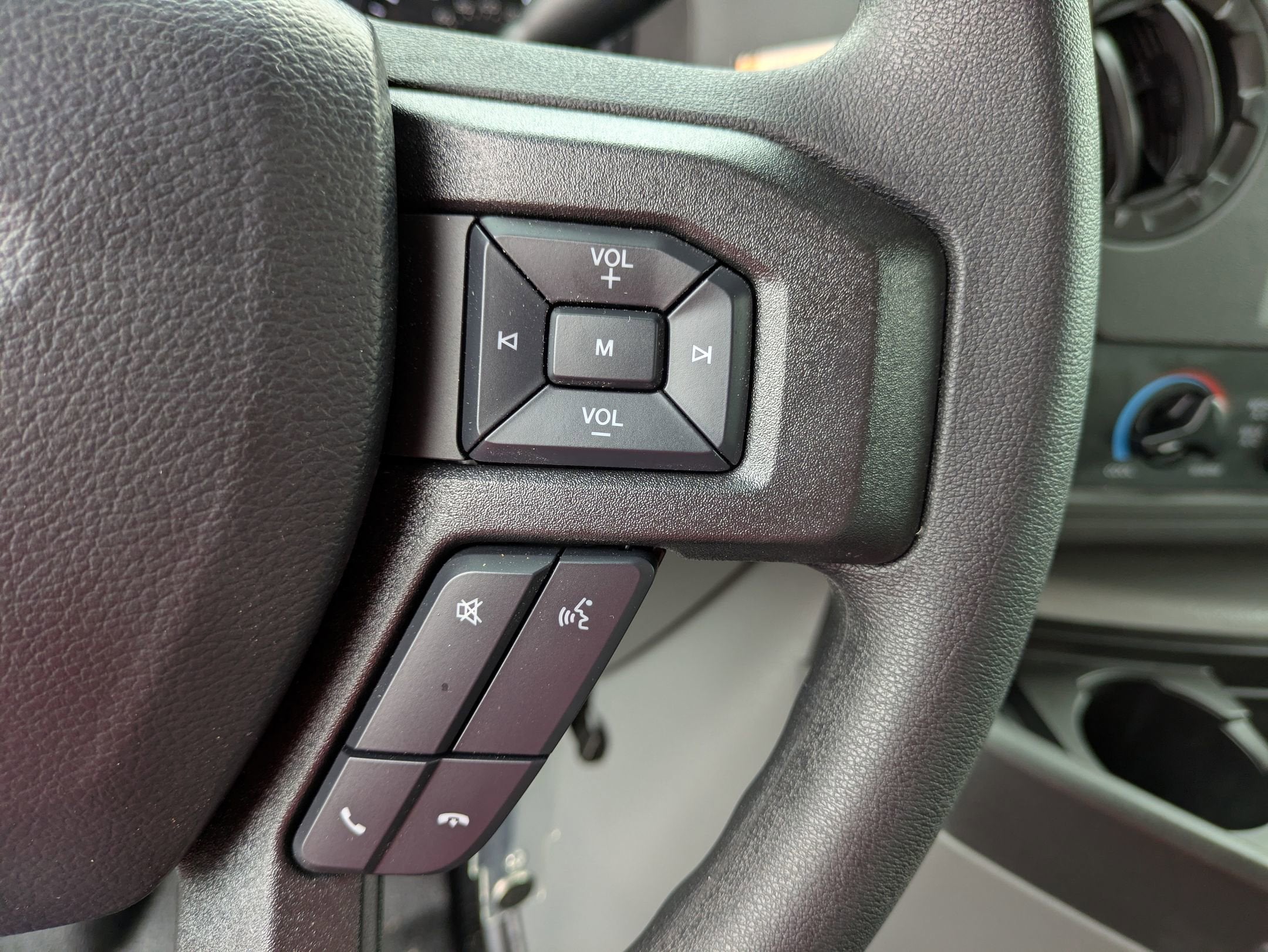 2026 Ford E-Series Cutaway E-350 DRW 176" WB