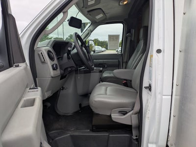 2025 Ford E-Series Cutaway Base