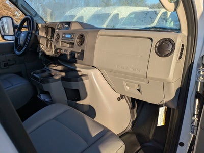 2026 Ford E-Series Cutaway Base