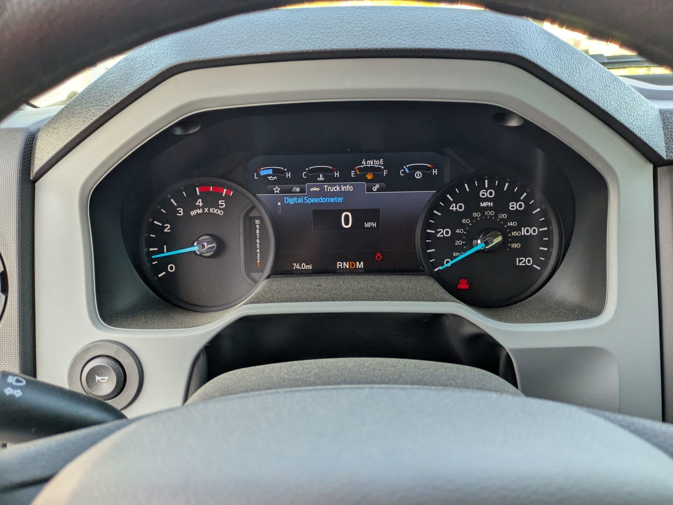 2027 Ford F-750SD Base