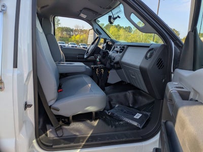 2027 Ford F-750SD Base