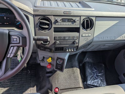 2027 Ford F-750SD Base