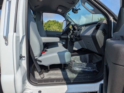 2027 Ford F-750SD Base