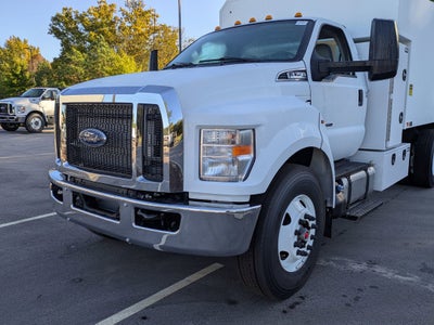 2026 Ford F-750SD Base