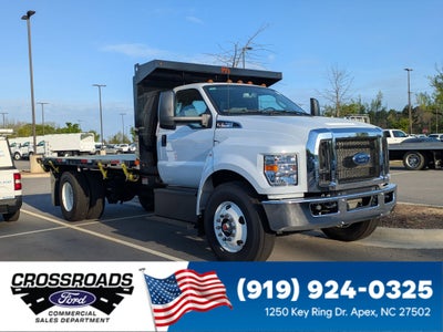 2027 Ford F-750SD Base