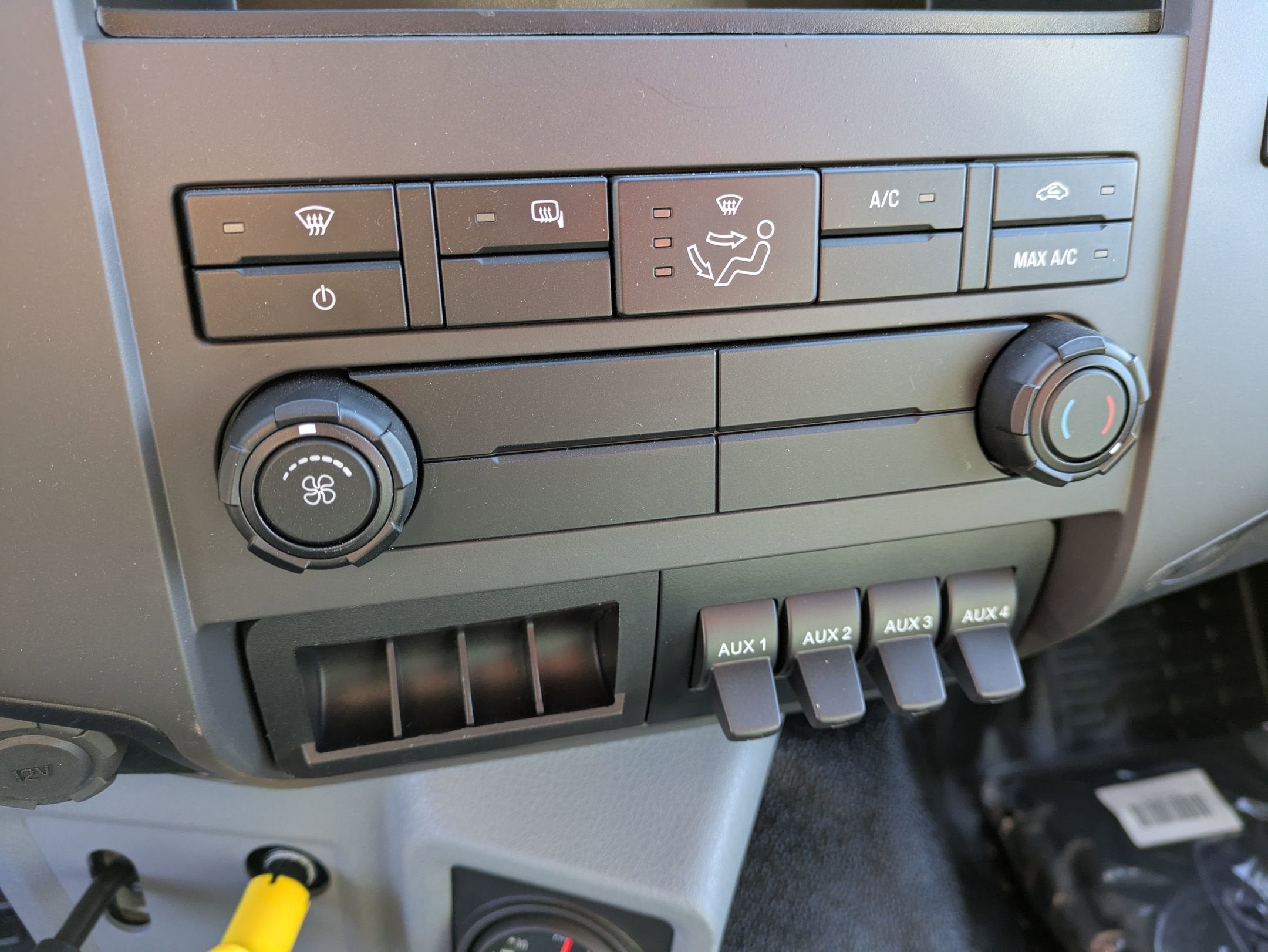 2026 Ford F-750SD Base