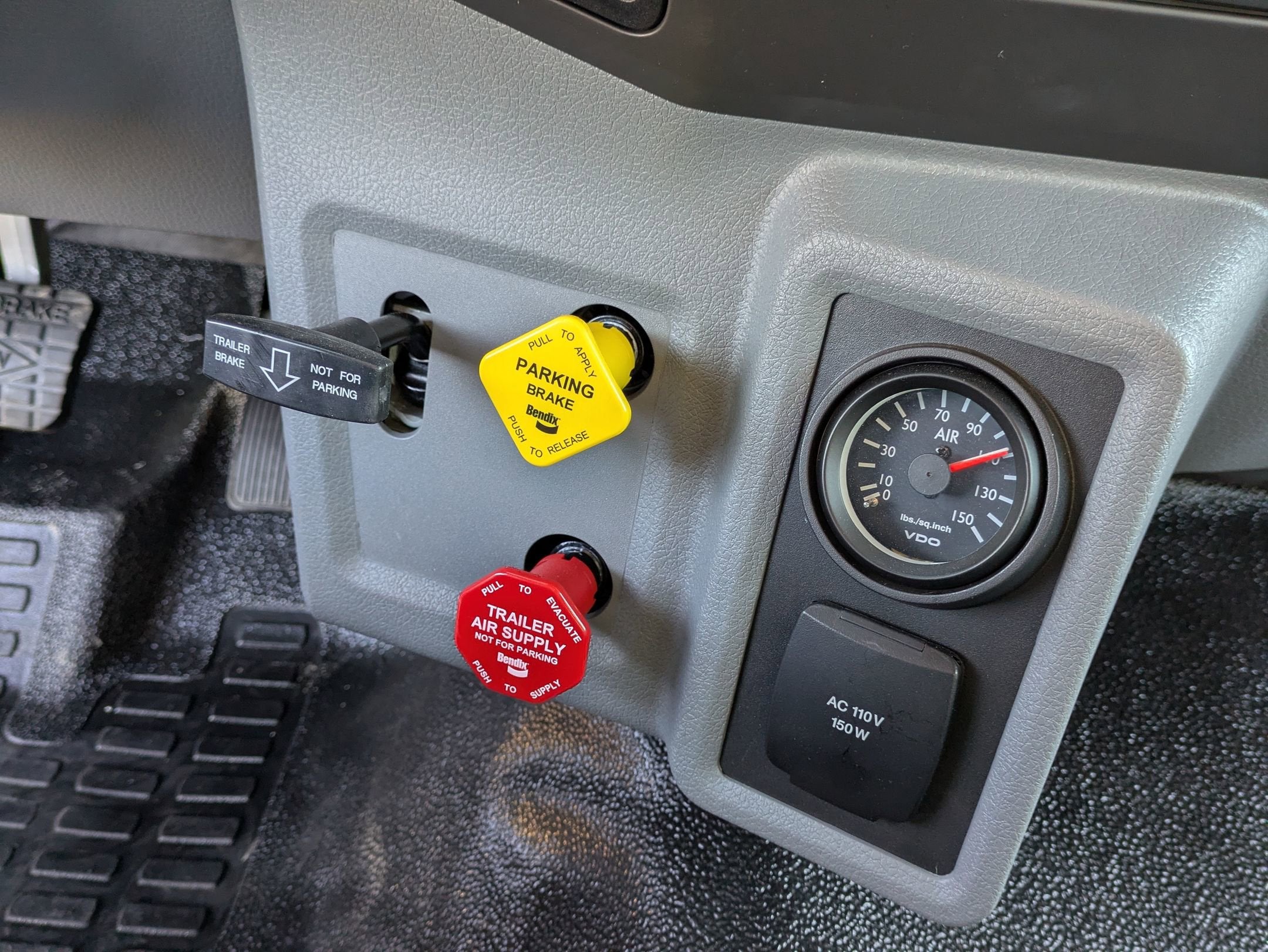 2026 Ford F-750SD Base