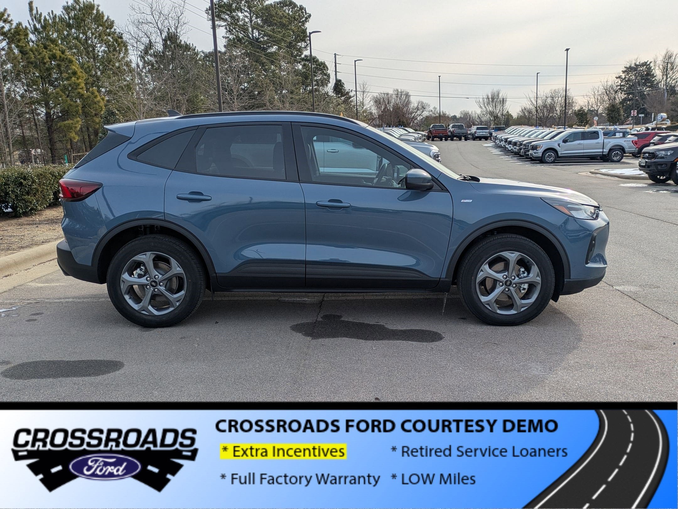 2025 Ford Escape ST-Line Select - Crossroads Courtesy Demo
