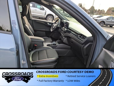 2025 Ford Escape ST-Line Select - Crossroads Courtesy Demo