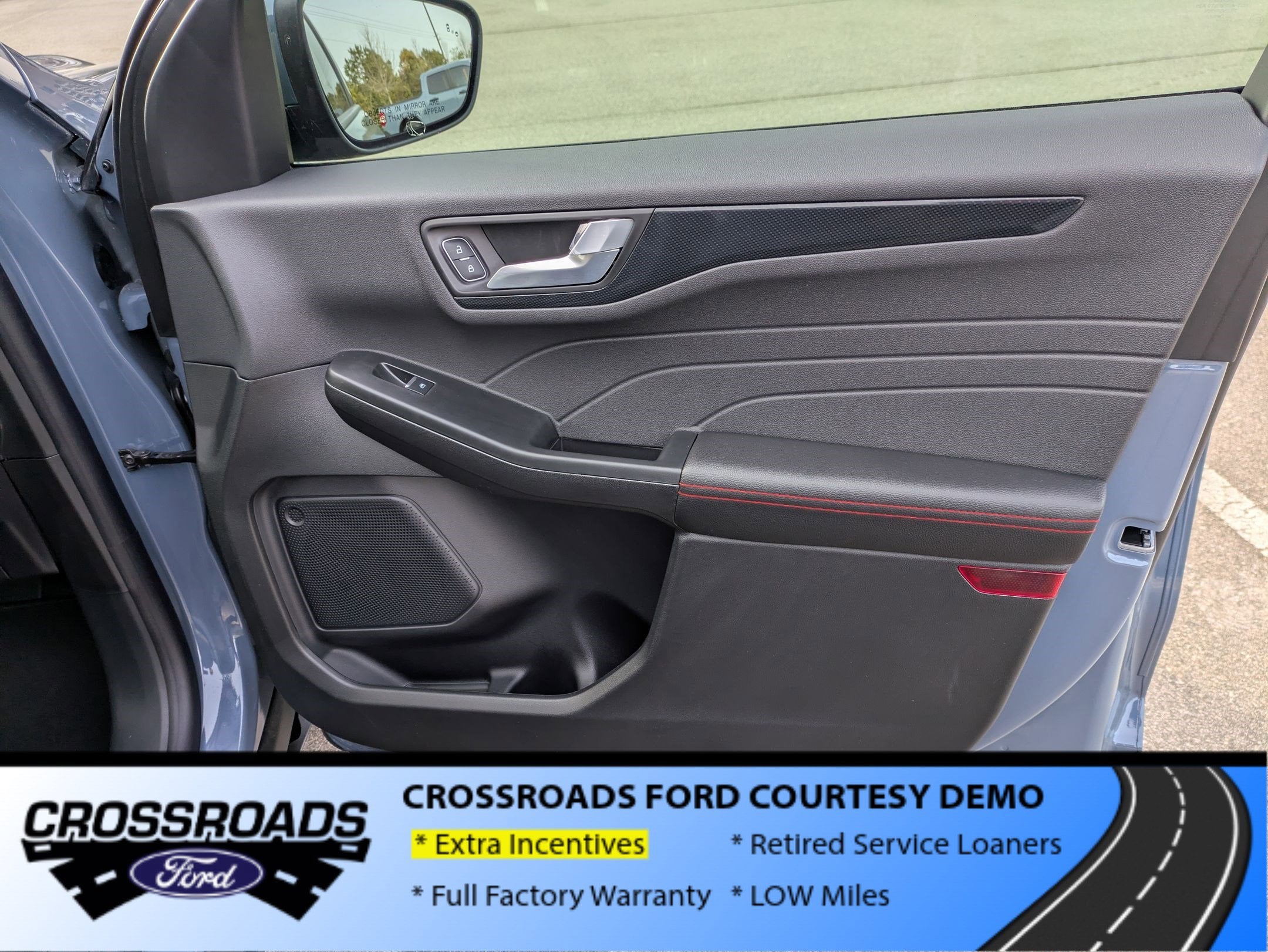 2025 Ford Escape ST-Line Select - Crossroads Courtesy Demo